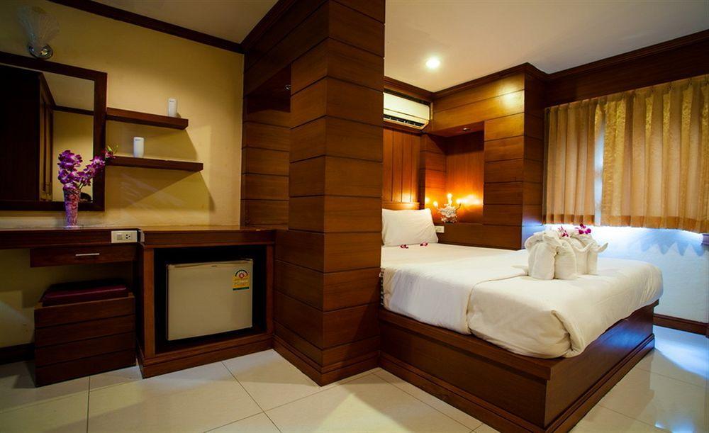 Pr Patong Residence -Sha Esterno foto