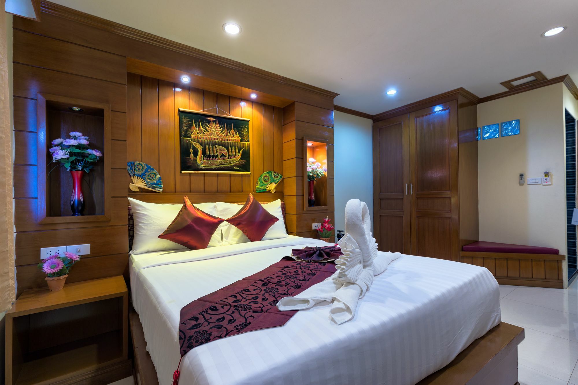 Pr Patong Residence -Sha Esterno foto