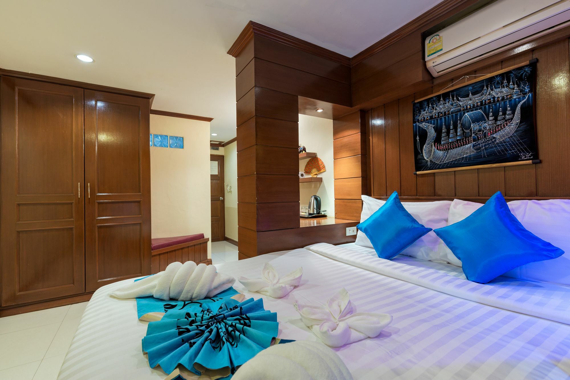 Pr Patong Residence -Sha Esterno foto